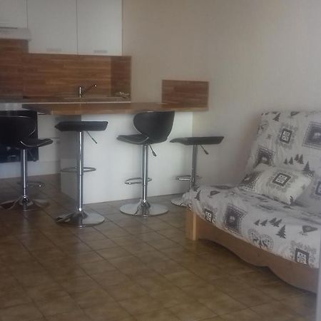 Studio Apartment Гап Екстериор снимка